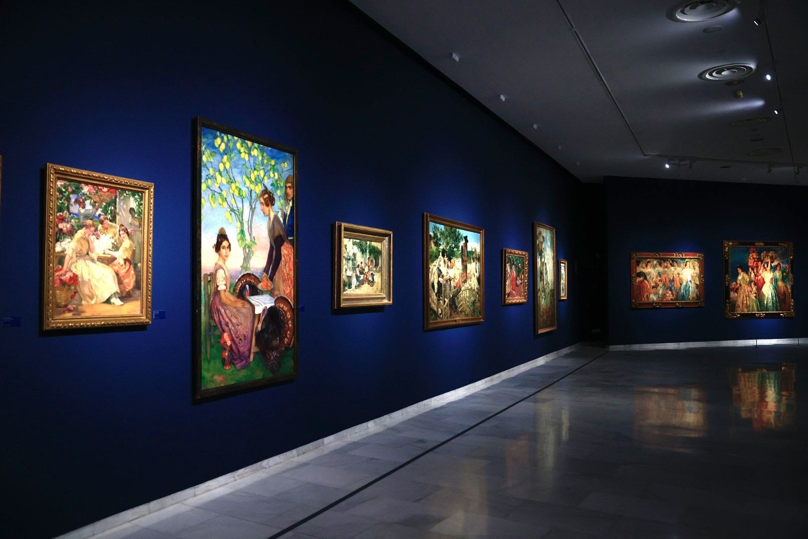 FOTOS | La exposición de Bancaja con cuadros inéditos de Sorolla y obras de Benlliure, Pinazo, Segrelles o Renau