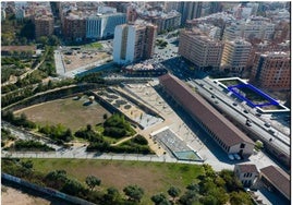A la derecha, en un recuadro azul, los solares que subasta la Sociedad Parque Central Alta Velocidad 2003.
