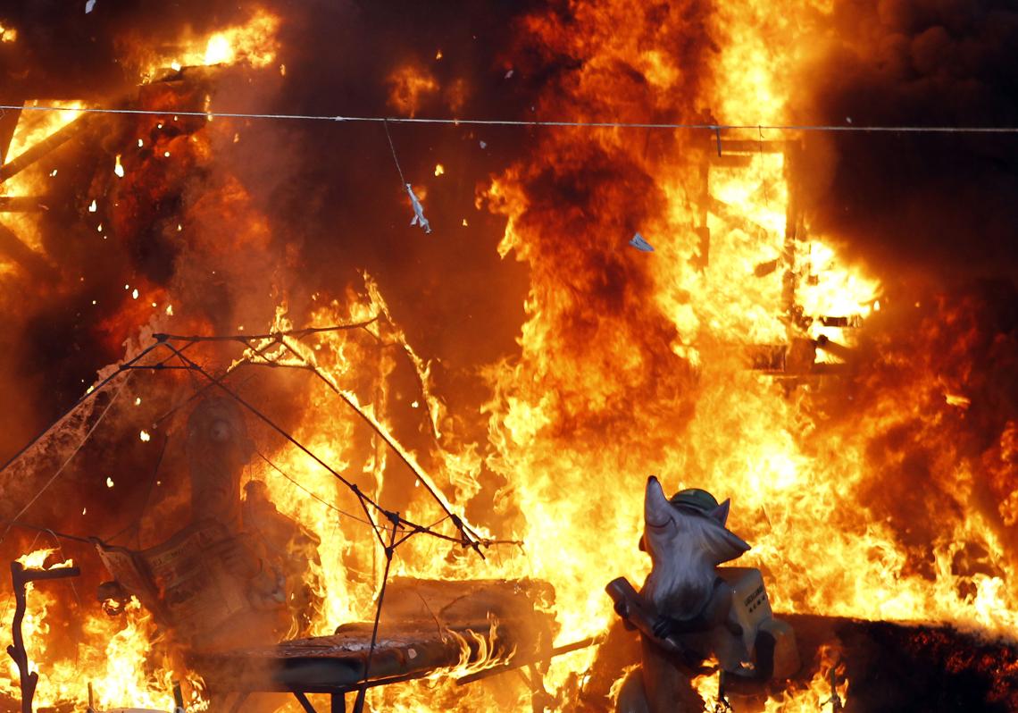 Cremà de la falla ganadora de la sección Especial.
