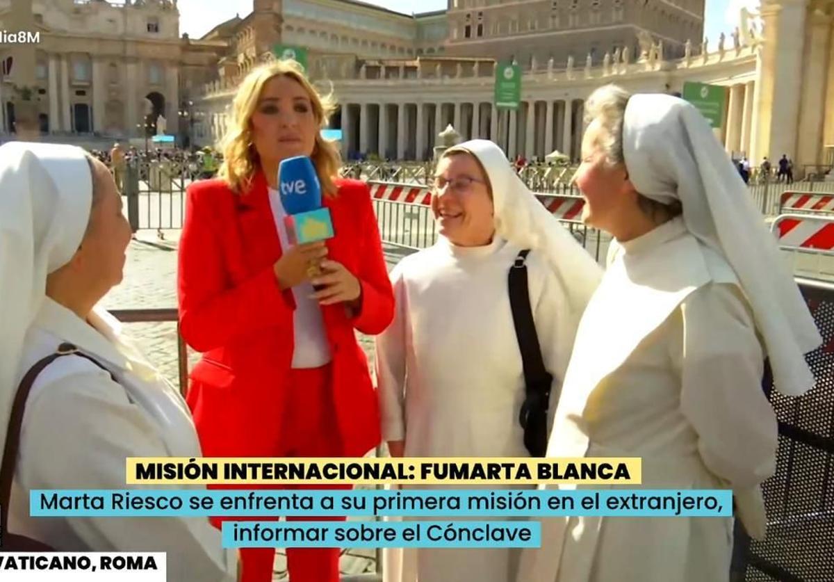 Marta Riesco, colaboradora de 'La familia de la tele', en Roma.