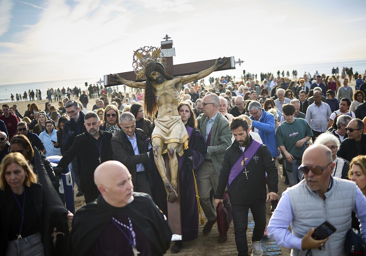 Imagen principal - Semana Santa Marinera de Valencia y celebraciones en Alicante y Gandia.