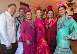 José Tamarit, Ana Varela, Paloma Tárrega, Mayrén Beneyto, Ángela Pla y su hija, Candela Lagardera.