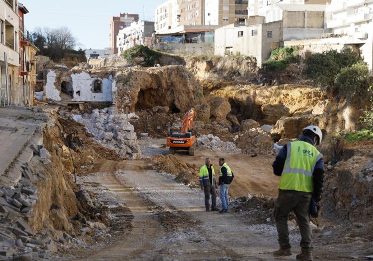Obras de reconstrucción del cauce del barranco de Chiva.