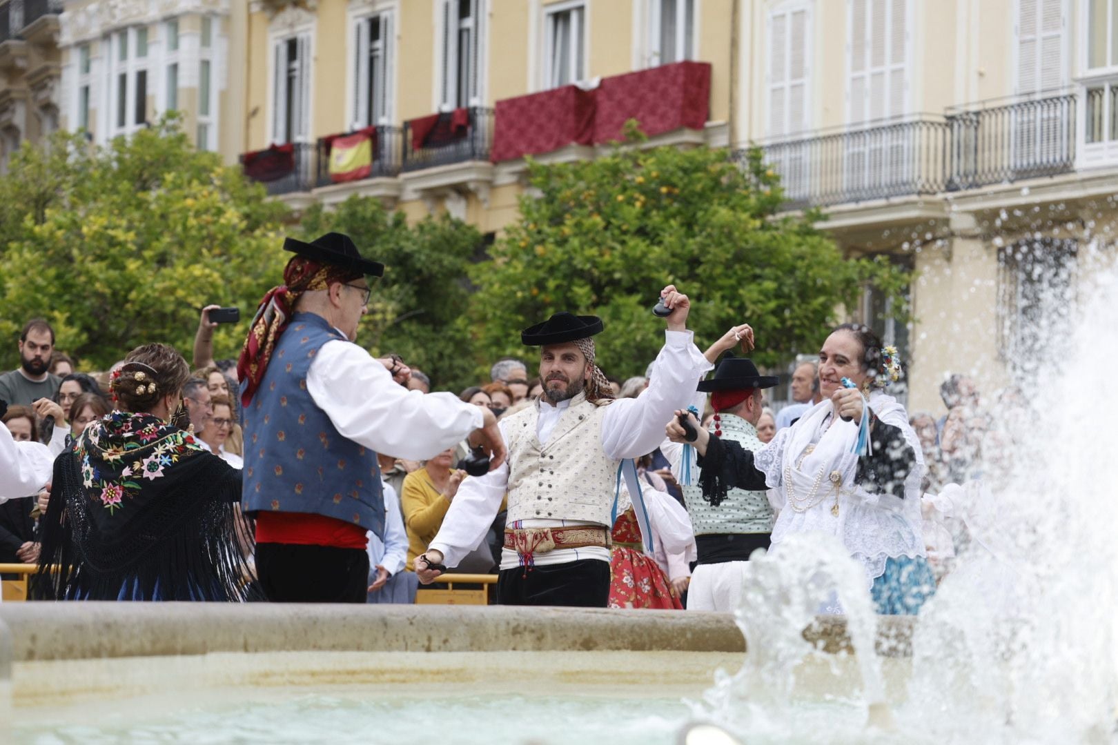 El pueblo valenciano se prepara para vivir una fiesta de la Virgen marcada por la dana