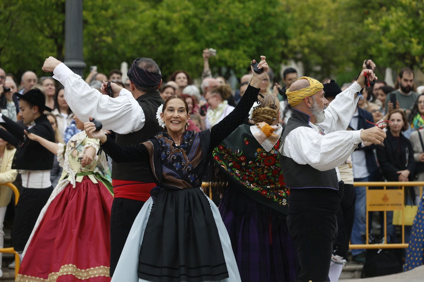 El pueblo valenciano se prepara para vivir una fiesta de la Virgen marcada por la dana