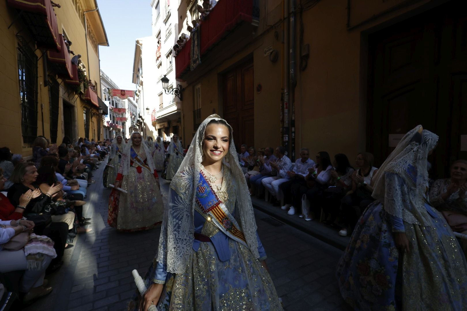 La procesión de la Virgen de los Desamparados, en imágenes