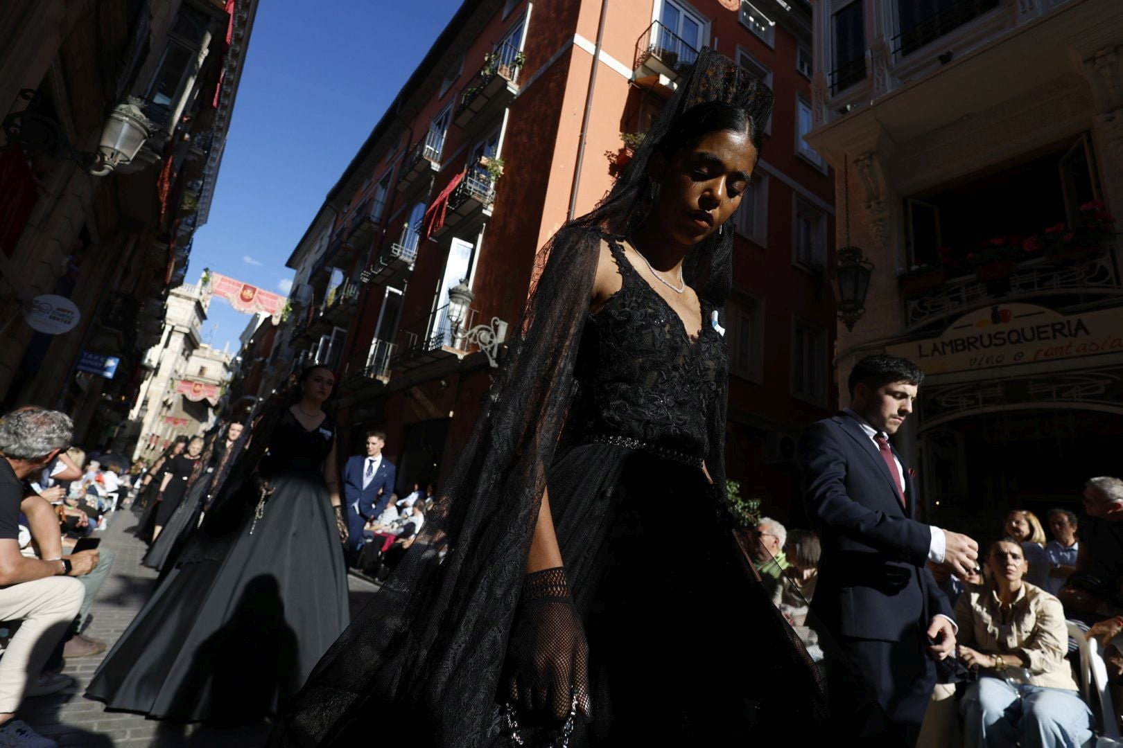 La procesión de la Virgen de los Desamparados, en imágenes