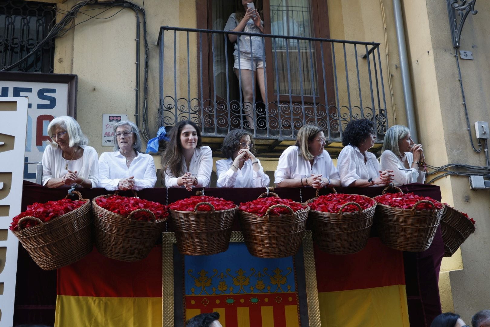 La procesión de la Virgen de los Desamparados, en imágenes