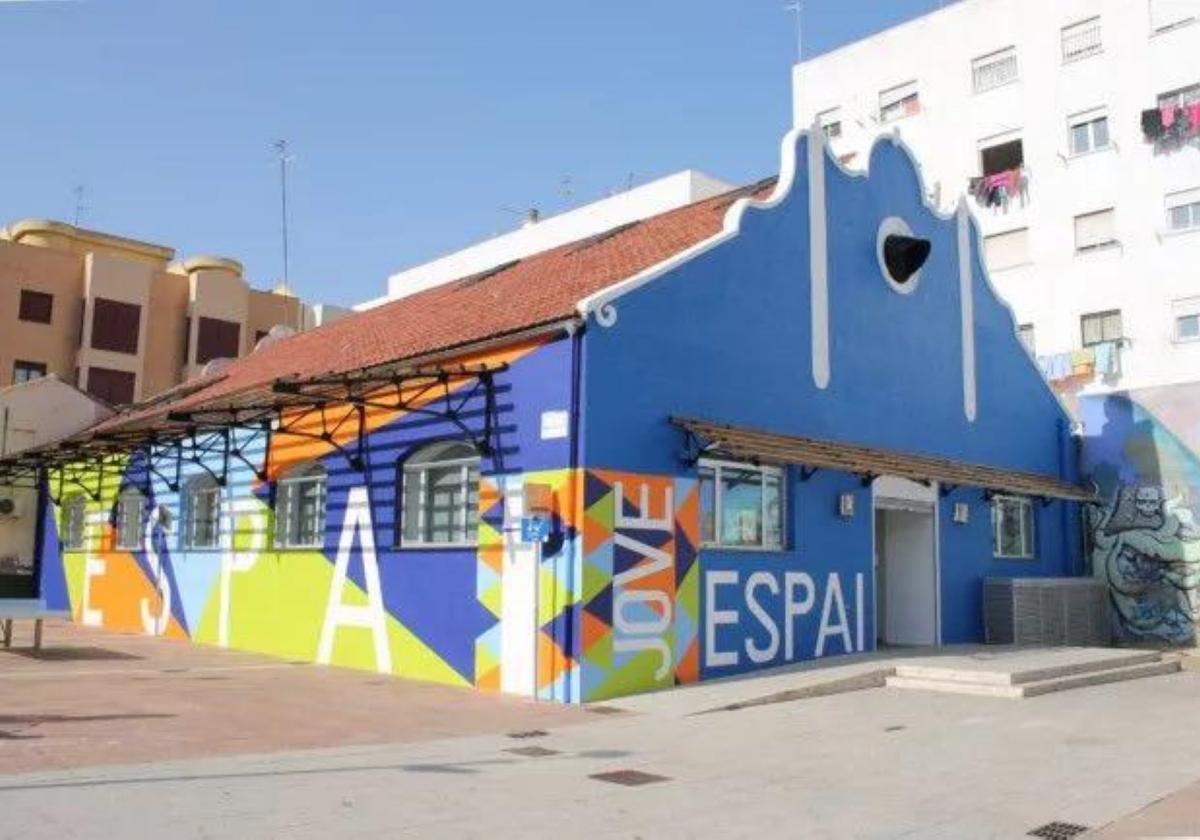 Reabre el Espai Jove tras meses de reformas y trabajo
