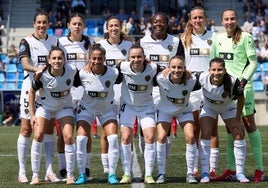 La alineación del Valencia femenino en el día de su descenso.