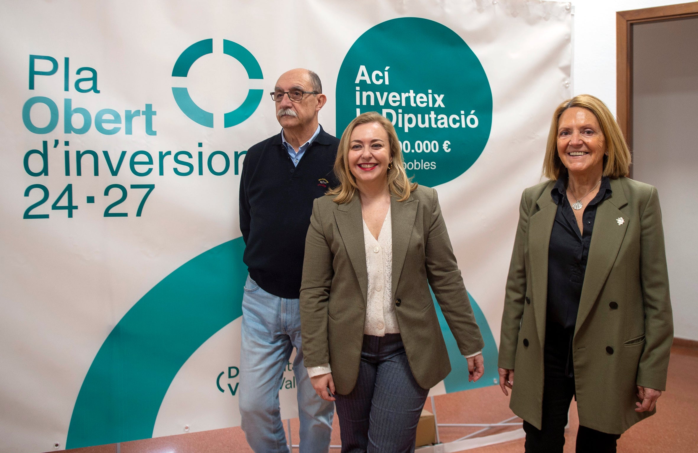 Natalia Enguix, en el centro de la imagen.