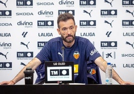 Carlos Corberán, en sala de prensa.