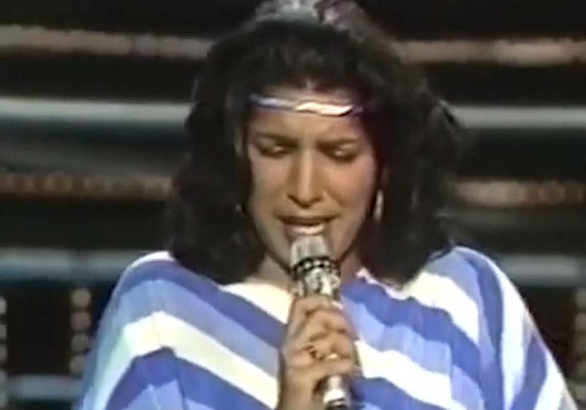 Remedios Amaya canta '¿Quién maneja mi barca'? en Eurovisión de 1983.
