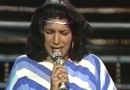 Remedios Amaya canta '¿Quién maneja mi barca'? en Eurovisión de 1983.