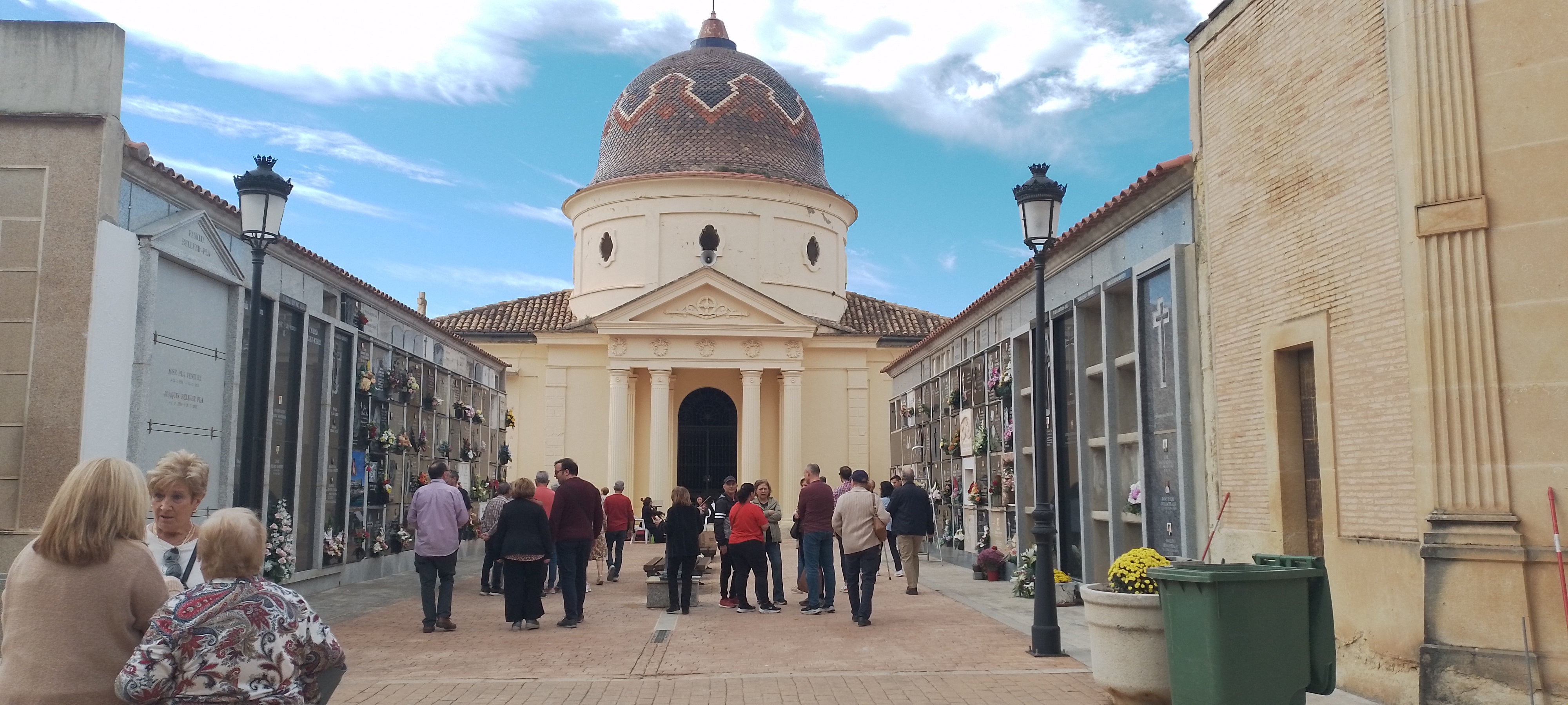 Programan una ruta por el Cementerio Civil de Xàtiva