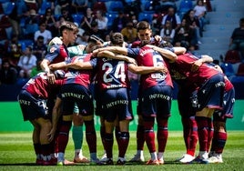 El Levante, durante el partido contra el Tenerife en el Ciutat de Valencia.