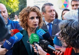 La vicepresidenta y ministra de Hacienda María Jesús Montero.