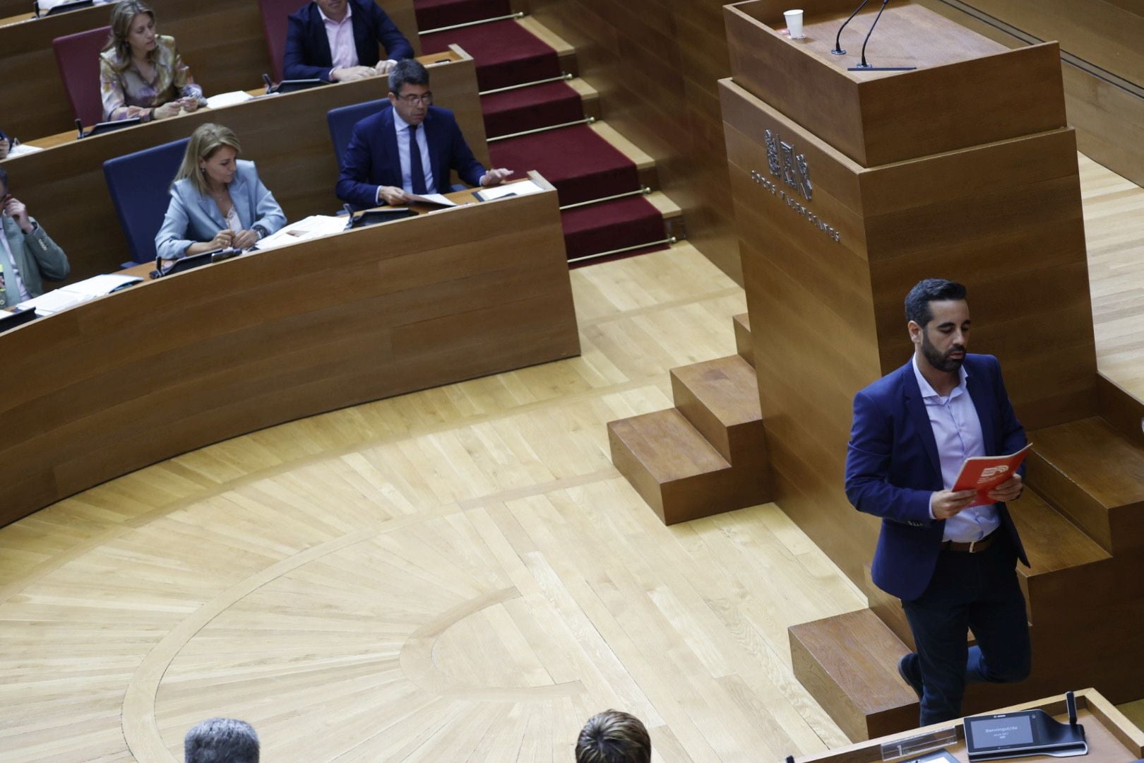 FOTOS | Sesión de control a Carlos Mazón en Les Corts este jueves
