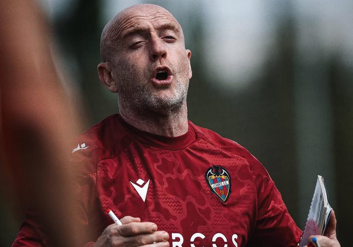 Calero: «El partido del Albacete no es definitivo, pero sí muy importante»
