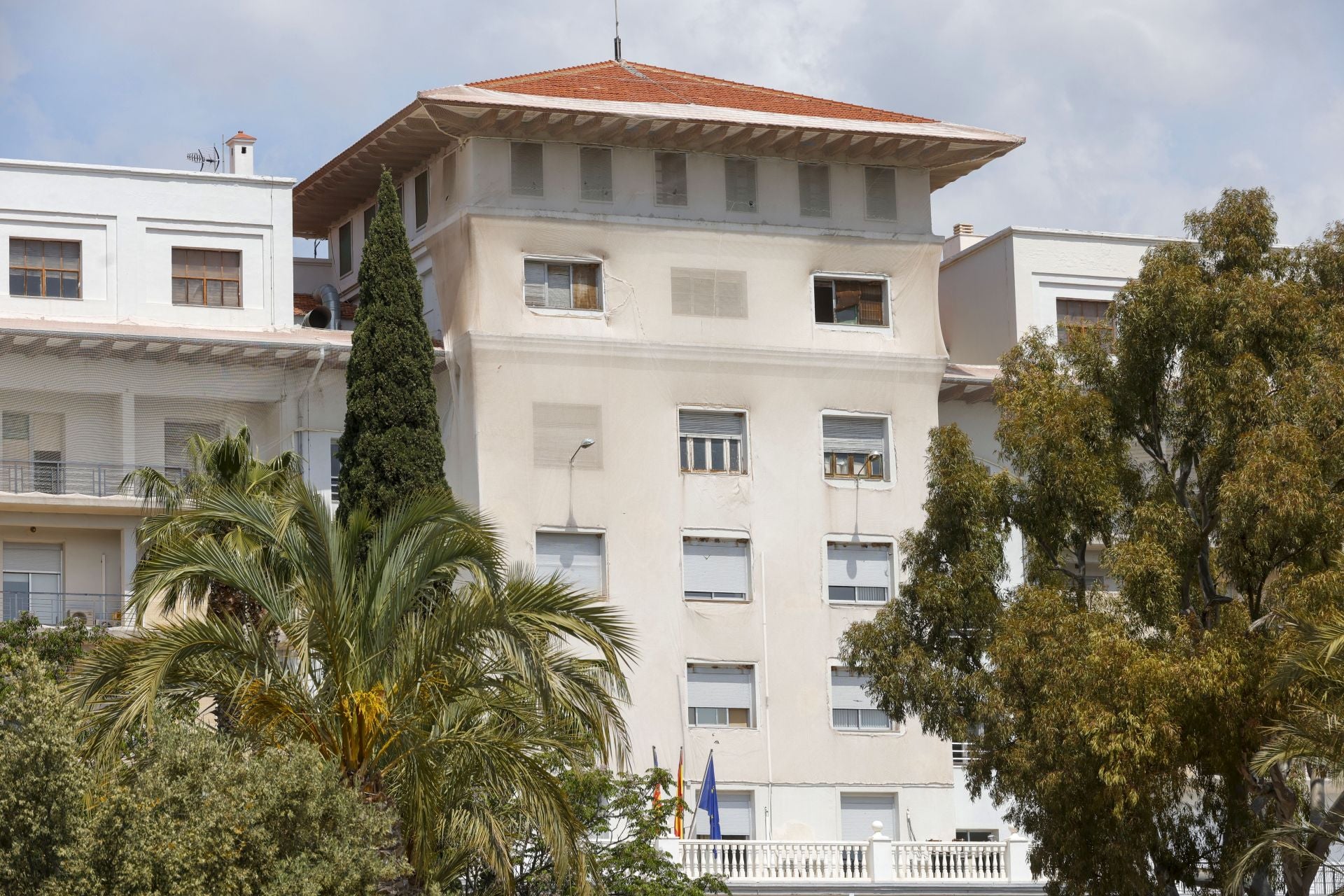 El hospital Doctor Moliner, parado en el tiempo