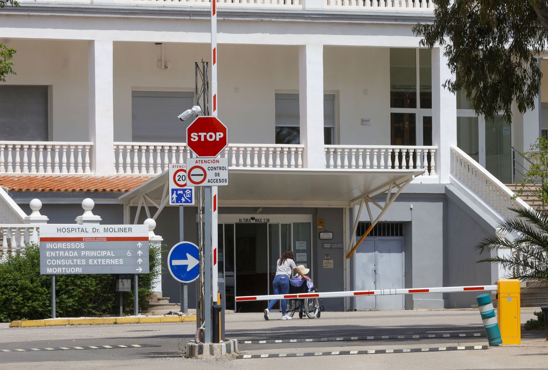 El hospital Doctor Moliner, parado en el tiempo