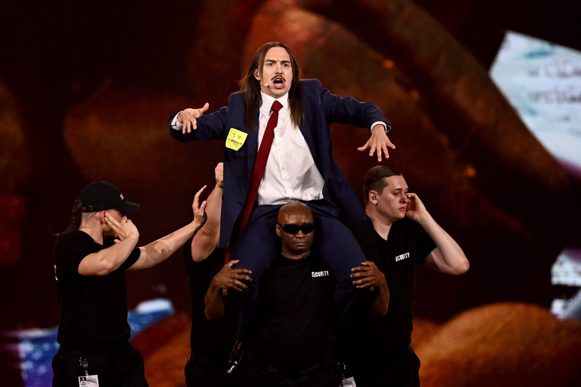 Las mejores imágenes de la final de Eurovisión 2025