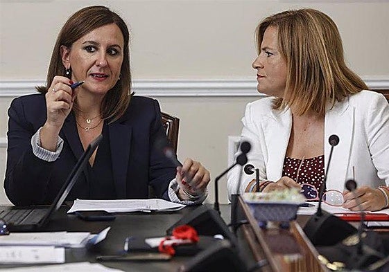 María José Catalá y Pilar Bernabé en una imagen de archivo.