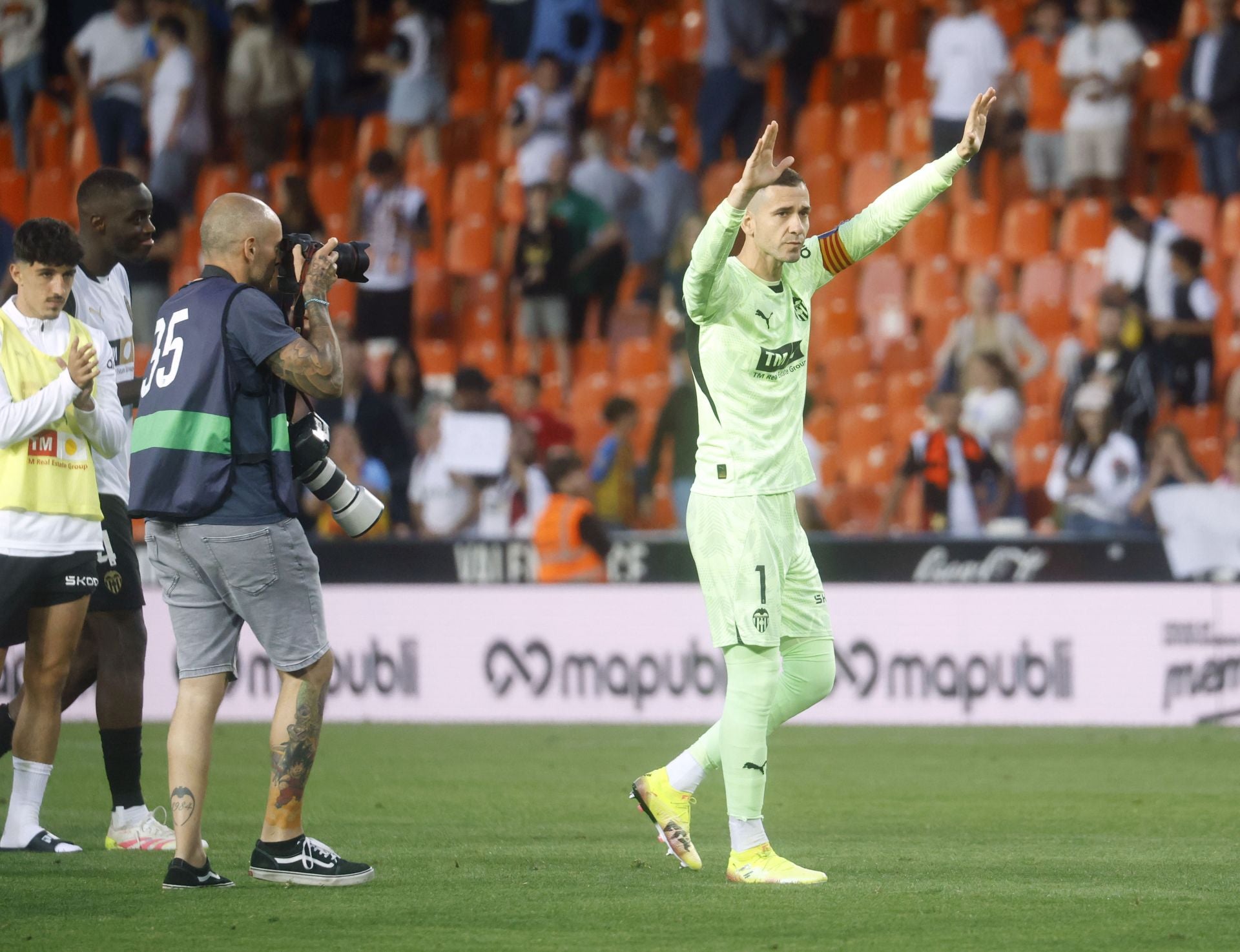 Así ha sido la despedida de Mestalla de Gayà, Mamardashvili y Jaume