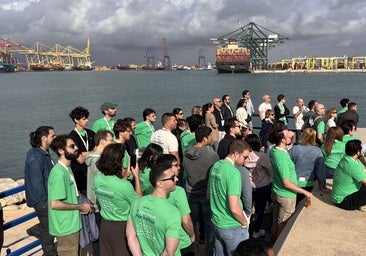 Un hackathon con vistas al mar para innovar y atraer talento