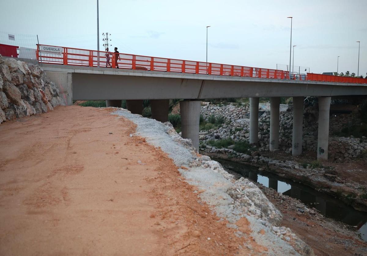 Reabre un puente en torrent arrasado por la dana | las provincias