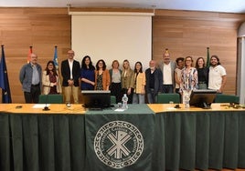 Participantes en la entrega del galardón.