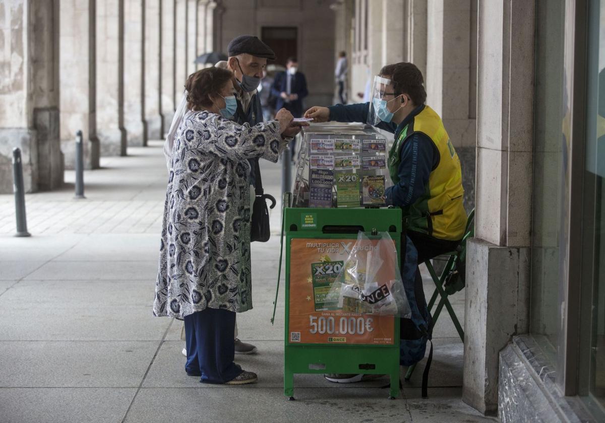 Un sueldazo de la once vendido junto a un mercadona deja 1. 500. 000 euros en un municipio de apenas 60. 000 habitantes | las provincias