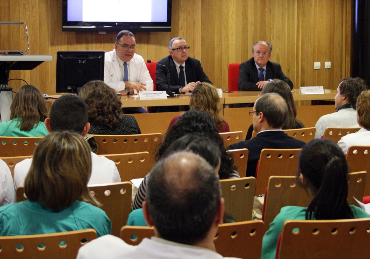 Medicina interna agota sus plazas en la comunitat en una jornada con gran protagonismo de familia | las provincias