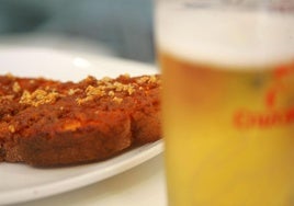 Caña y tapa, imagen de archivo.