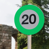 La nueva señal de tráfico con borde verde: qué significa y qué implica a los conductores