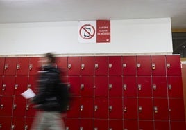 Instituto de Bétera, que ya prohibía el móvil desde antes de la regulación general.