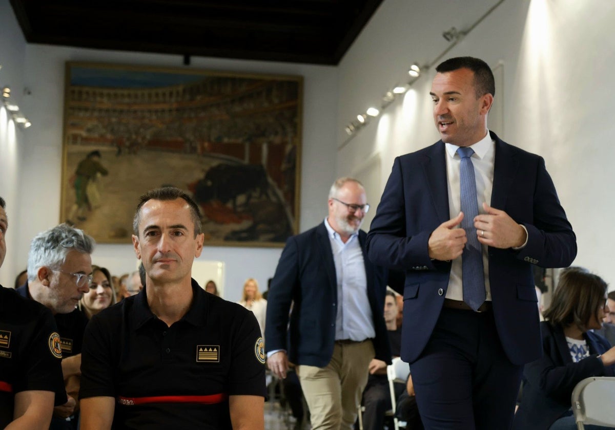El nuevo inspector de bomberos del Consorcio anuncio un censo de edificios con fachadas inflamables como el de Campanar