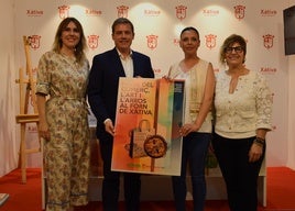 Los organizadores y los representantes municipales, en la presentación del evento.