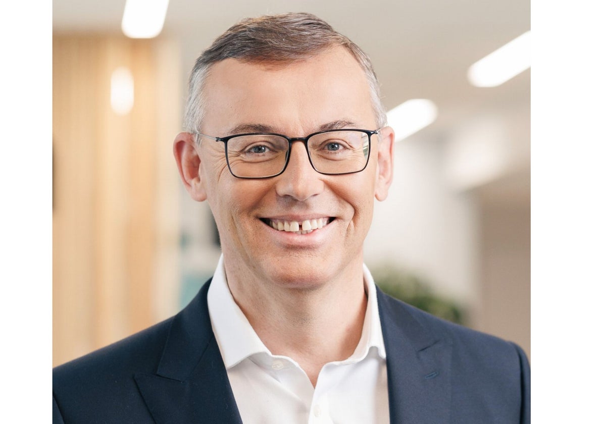 Alain Favey, CEO de Peugeot.