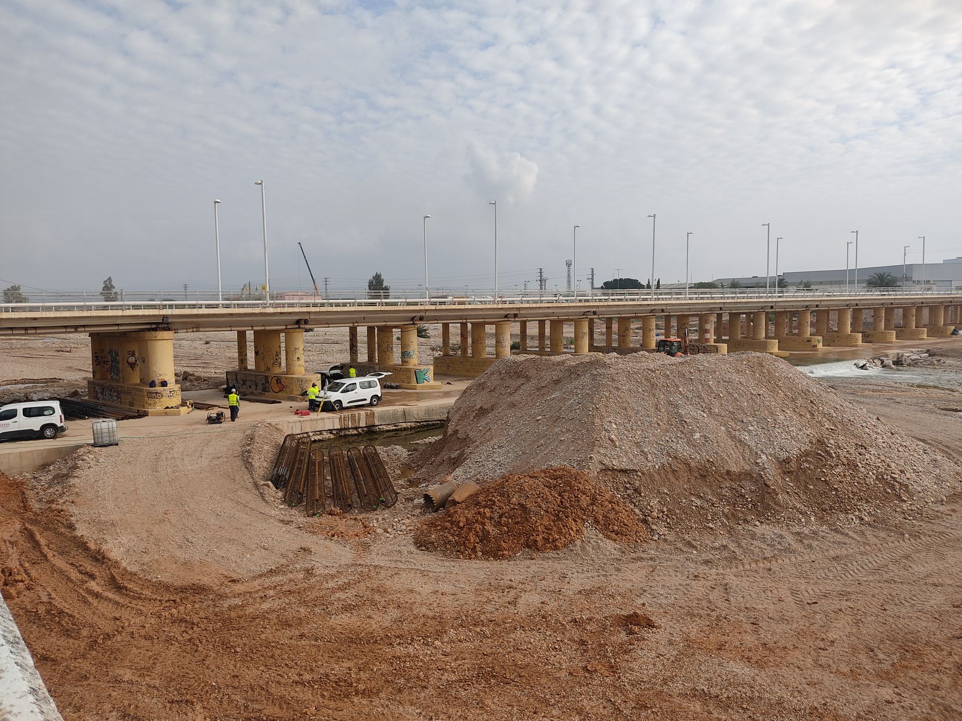 Todos los puentes dañados por la dana estarán arreglados antes del aniversario de la tragedia