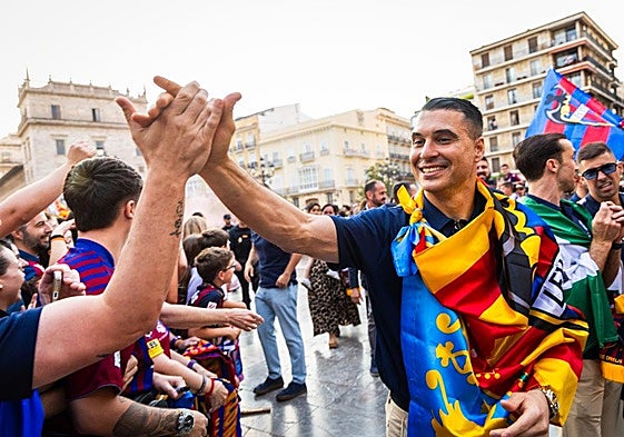 Andrés Fernández, durante la celebración del ascenso del Levante.