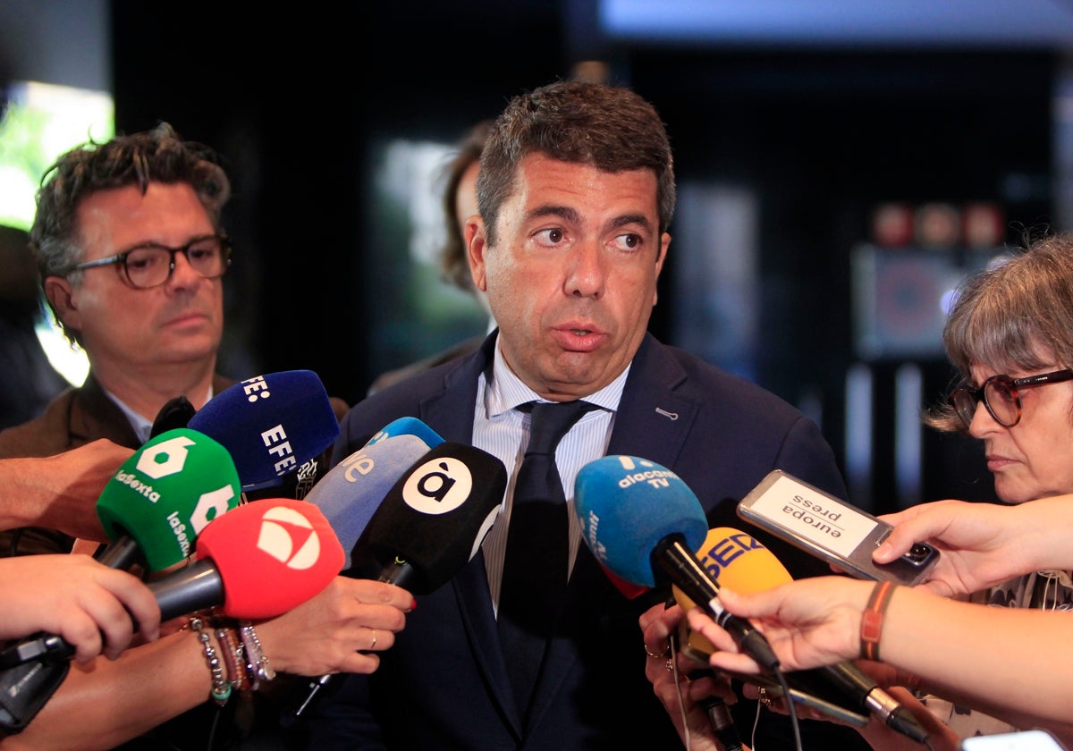 Mazón agradece a Vox su apoyo a los presupuestos y dice que aprobarlos será un «acelerón» para la reconstrucción