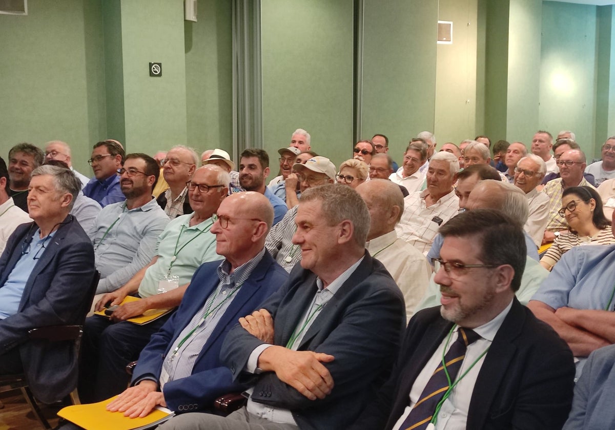 Cristóbal Aguado, presidente de AVA-ASAJA por octava vez consecutiva