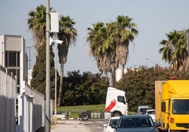 Una de las cámaras instaladas en la zona industrial de Xirivella.