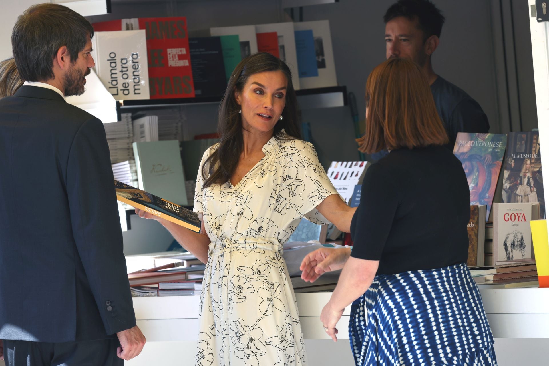 La reina Letizia inaugura la 84ª edición de la Feria del Libro de Madrid