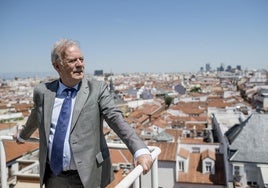 Manuel Campo Vidal: «Los maestros ya no saben cómo educar a los alumnos con los insultos del Congreso»