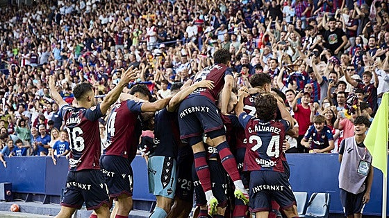 Las mejores imágenes del Levante UD - SD Eibar