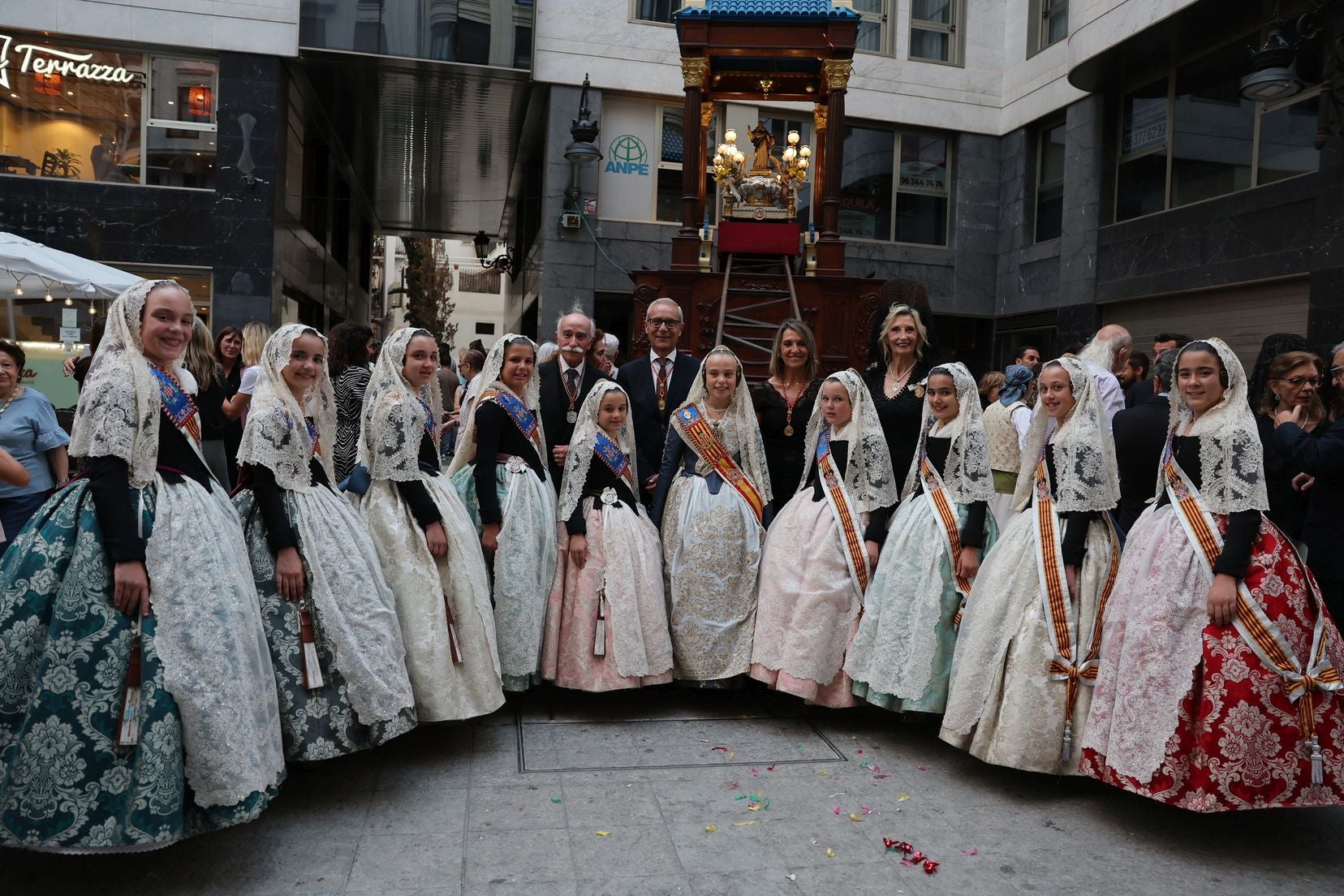 FOTOS | Así ha sido la procesión de los niños de San Vicente Ferrer en Valencia