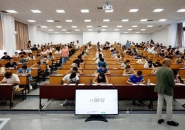 Un examen de Selectividad, en una imagen de archivo.