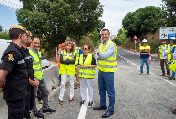 Visita a la reapertura del puente.
